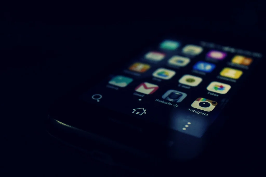 Apps para Comparar Comisiones entre Diferentes Corredoras Antes de Elegir
